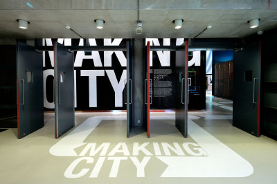https://iabr-content.ourpolitesociety.net/media/pages/contributions/making-city/9ec1a3cdbe-1693233377/iabr-2012-tentoonstelling-nai-c-mike-bink-2-400x.jpg